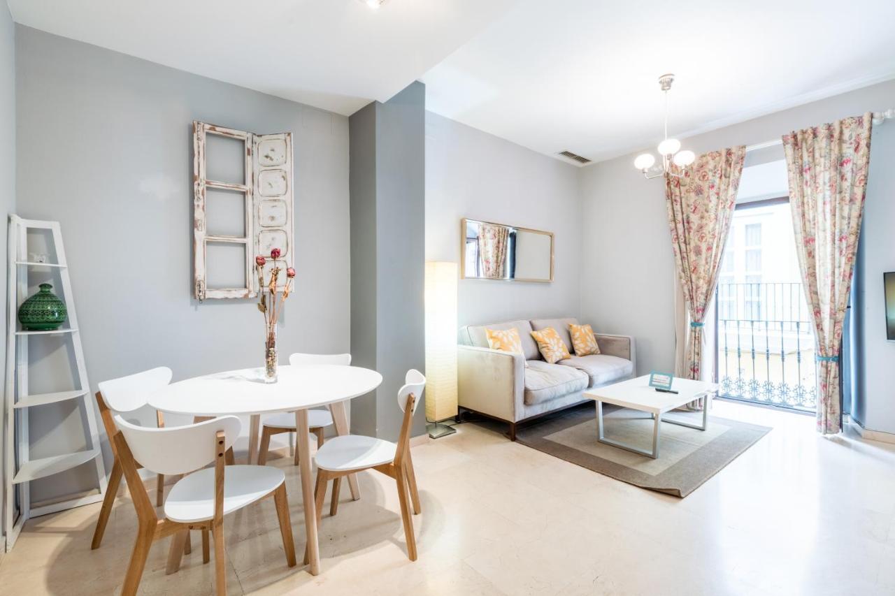 Apartmentsole- Plaza Molviedro Appartement *